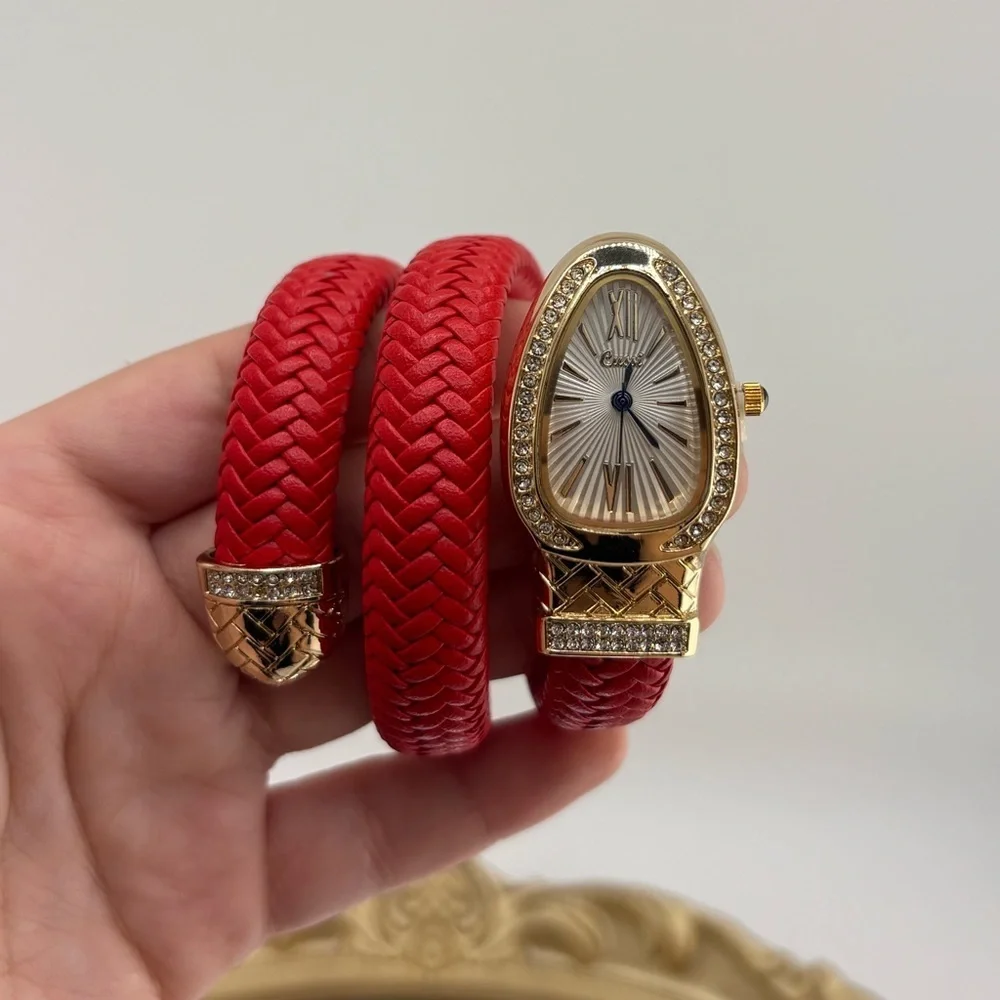 Elegant Serpenti Wrap Bracelet Watch – Red & Gold Tone ✨ - Picture 7 of 14